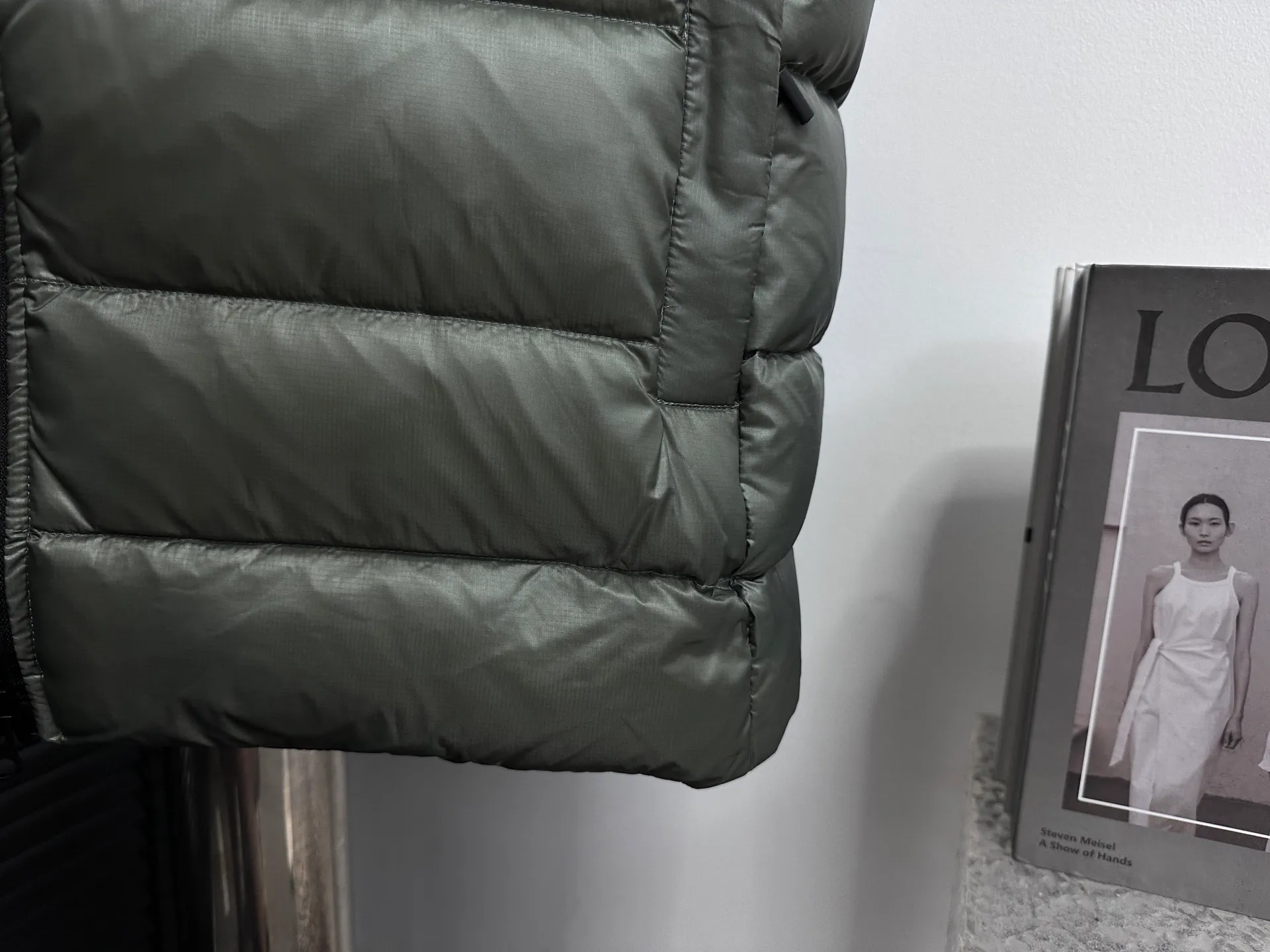 P560 [Canada Goose] CROFTON light down vest R water-repellent treatment Winall windproof fabric 700-fill down capacity Original molding Detailed production The upper body effect is stunning Exclusively available on the Xiaohongshu purchasing platform The highest version on the market Code number: XS-XXL